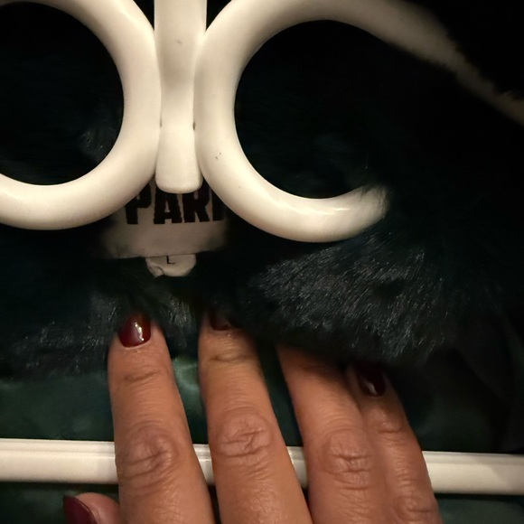 NWOT Dark green faux fur jacket - Picture 2 of 4